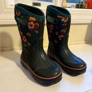 Floral Patterned BOGS Winter Boots